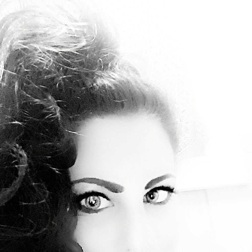 Meet your Posher, Gina